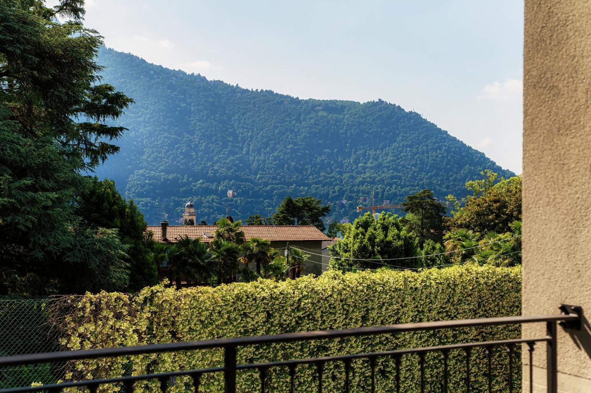 Hotel Ristorante La Vignetta Τσερνόμπιο Εξωτερικό φωτογραφία