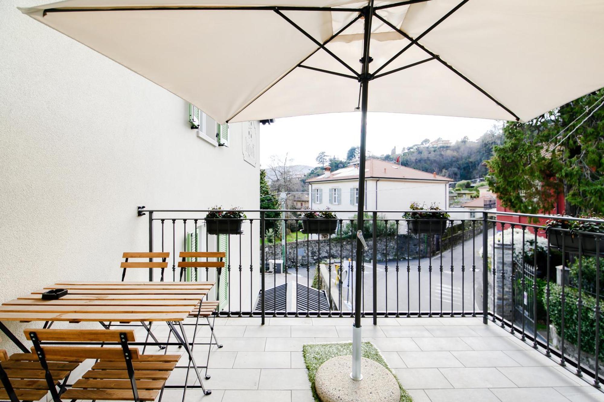 Hotel Ristorante La Vignetta Τσερνόμπιο Εξωτερικό φωτογραφία